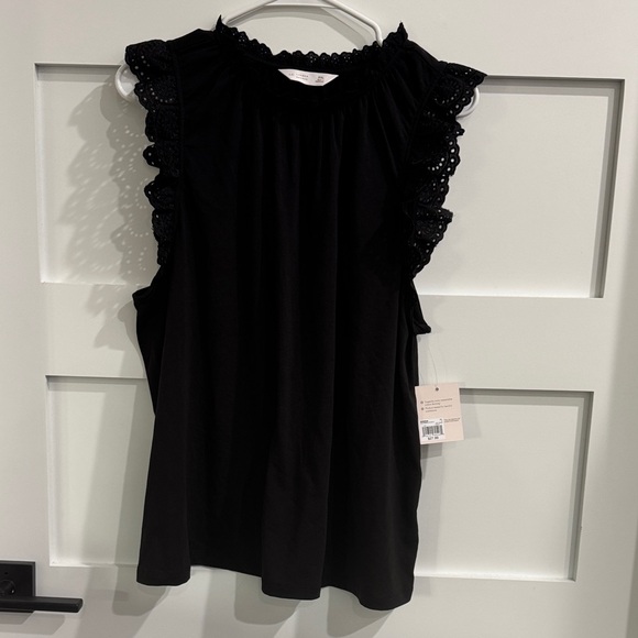 LC Lauren Conrad Tops - Women’s LC Lauren Conrad Lace ruffle sleeve Crewneck tank top